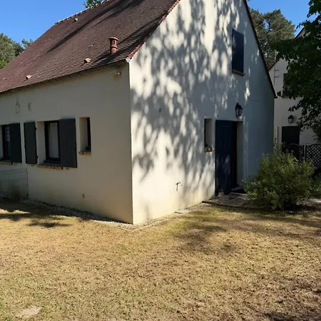 Holiday home Maison Avec Jardin Proche Fontainebleau